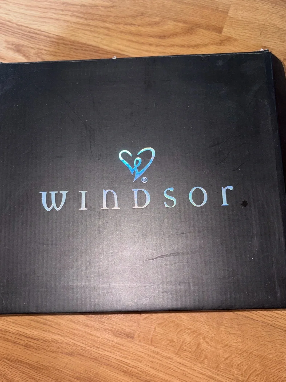 NIB-Windsor Gabby Heels with thick ankle strap